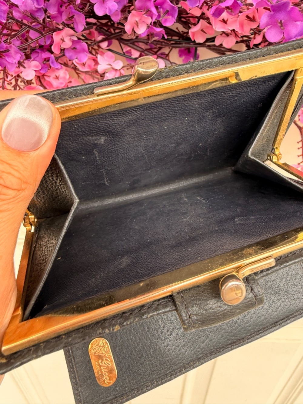 Vintage Gucci Wallet - Picture 7 of 8